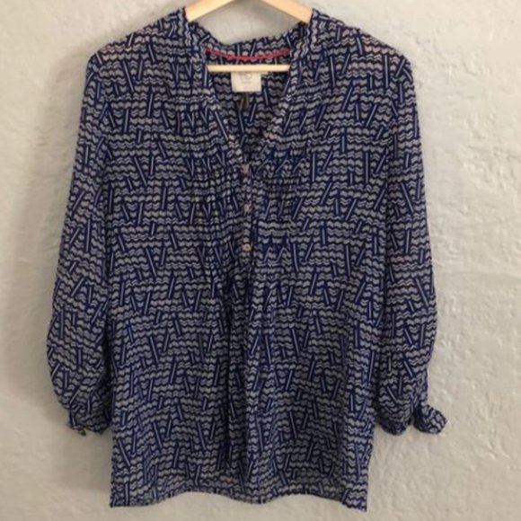 HD in Paris patterned chevron top - Picture 2 of 7